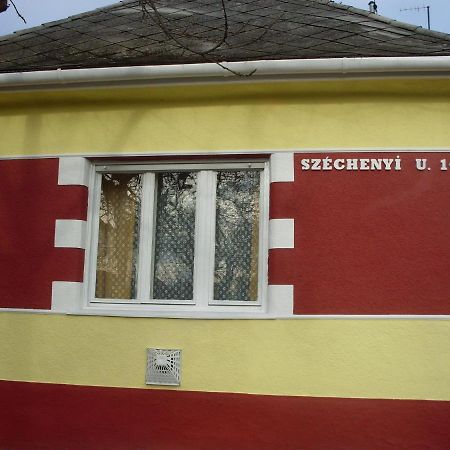 Kereki Retro Vendeghaz Apartment Kerekegyháza Екстериор снимка