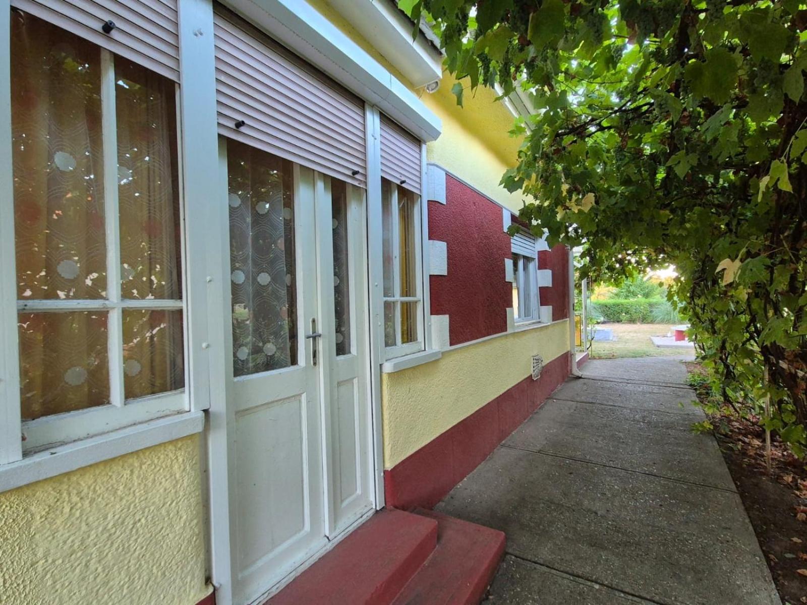 Kereki Retro Vendeghaz Apartment Kerekegyháza Екстериор снимка